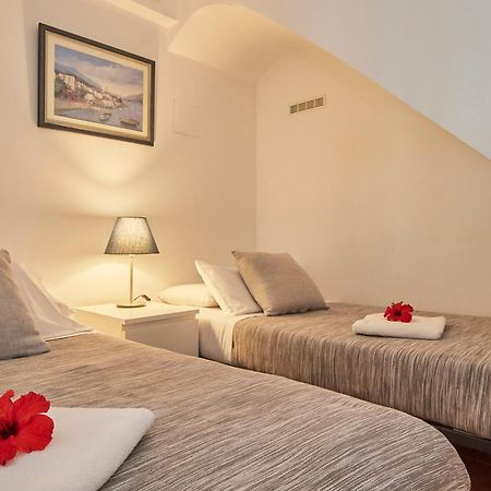 Arts House - Cabrils, Maresme, Barcelona Apartment Bagian luar foto