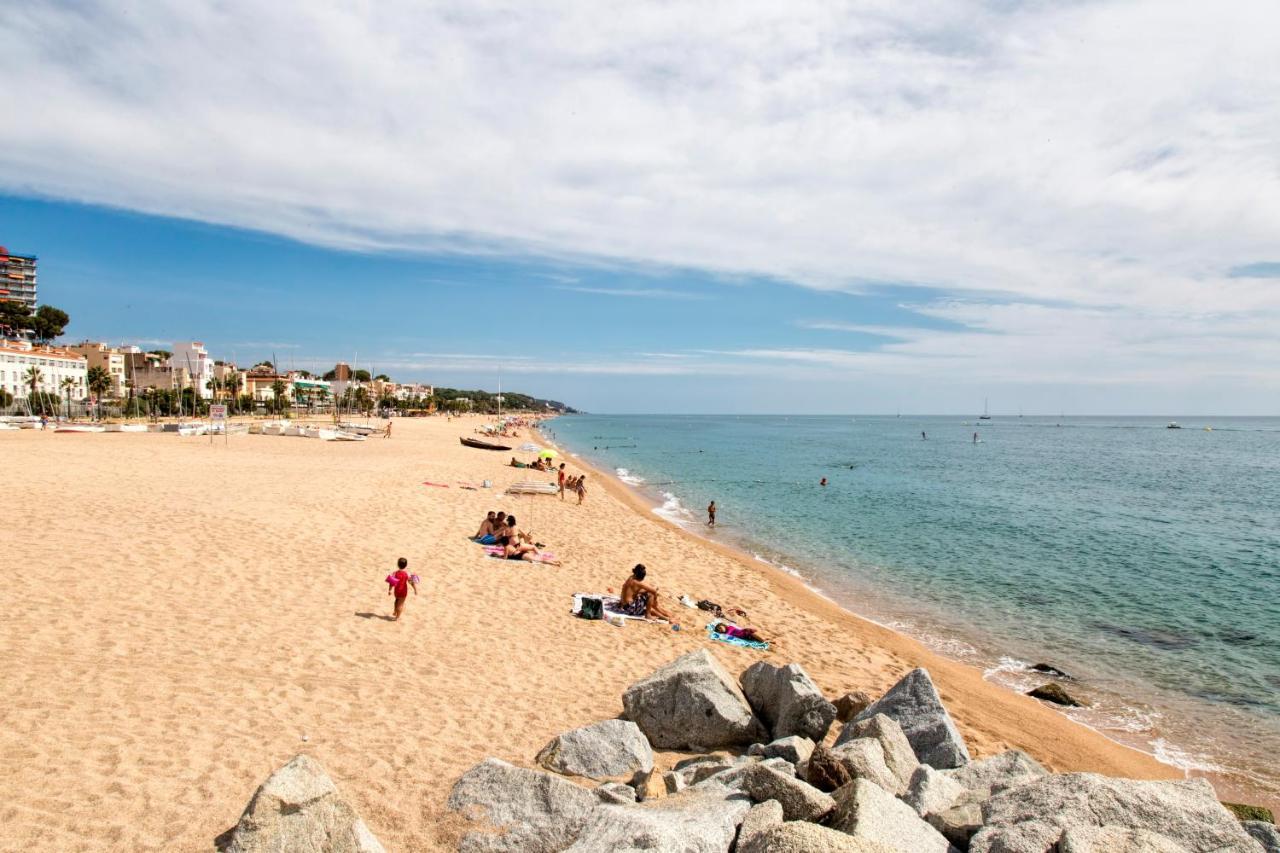 Arts House - Cabrils, Maresme, Barcelona Apartment Bagian luar foto