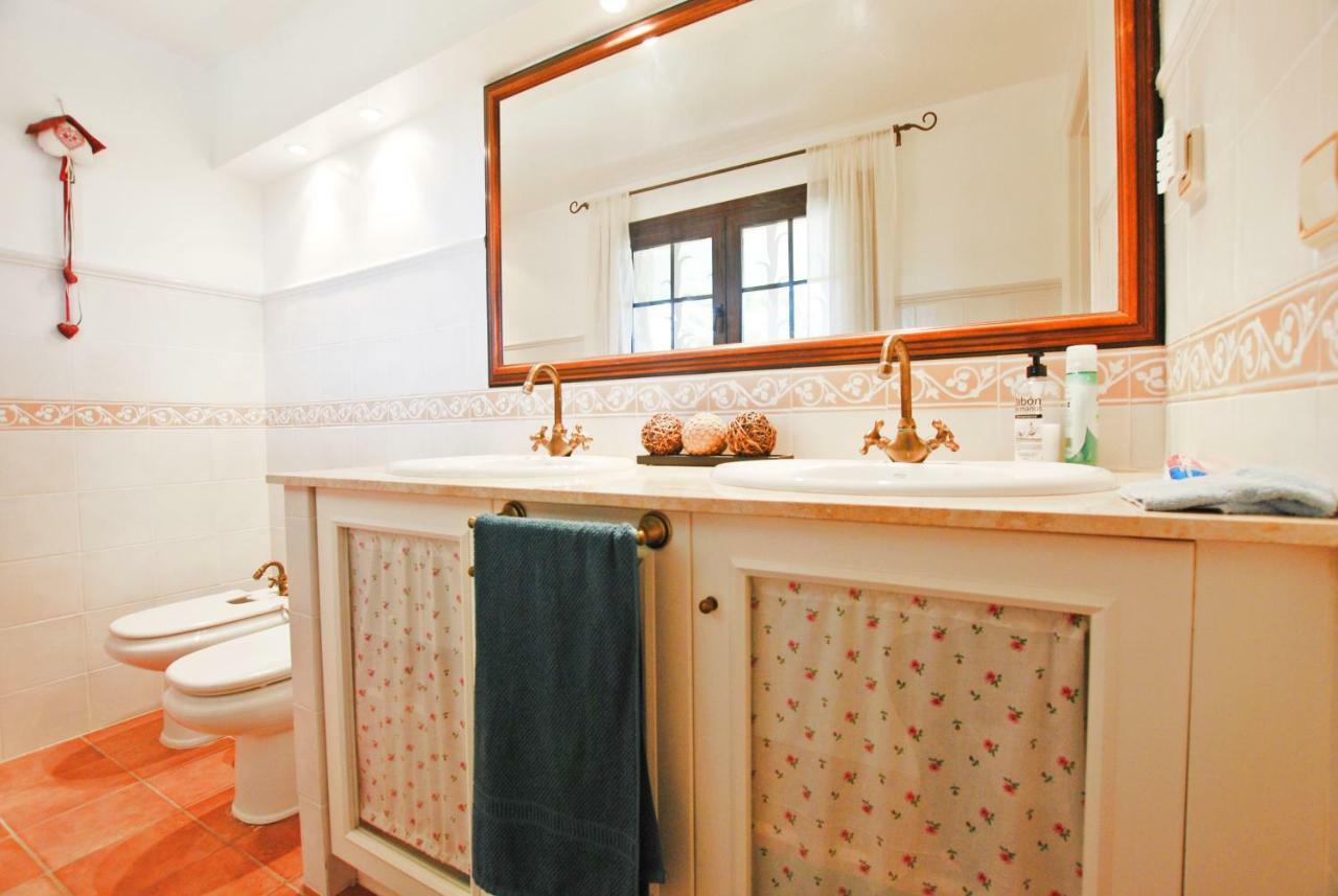 Arts House - Cabrils, Maresme, Barcelona Apartment Bagian luar foto