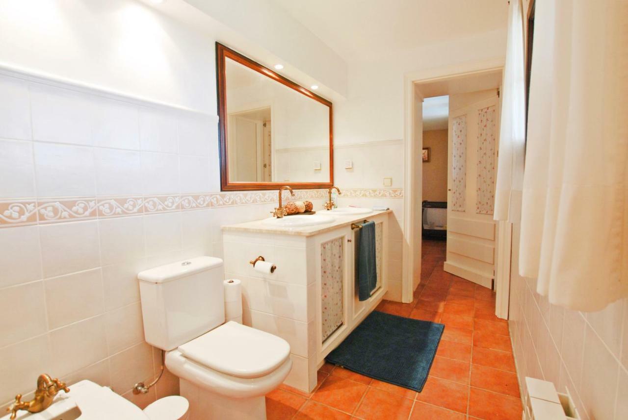 Arts House - Cabrils, Maresme, Barcelona Apartment Bagian luar foto